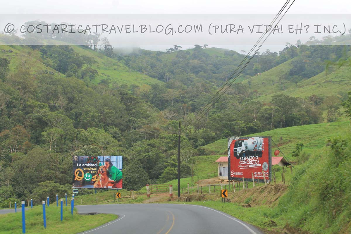 driving to La Fortuna / Arenal